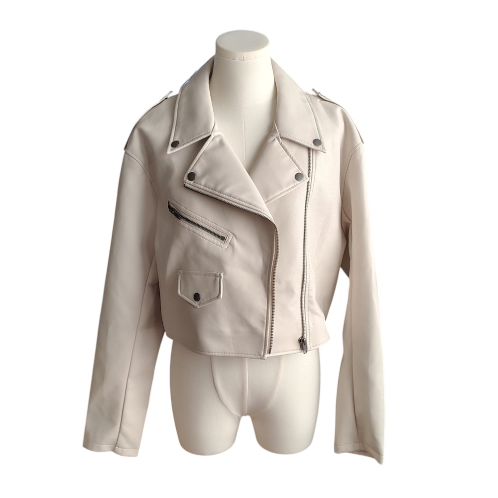 NWT Garage White Cropped Zippered Pocketed Biker Bomber Jacket Size Large